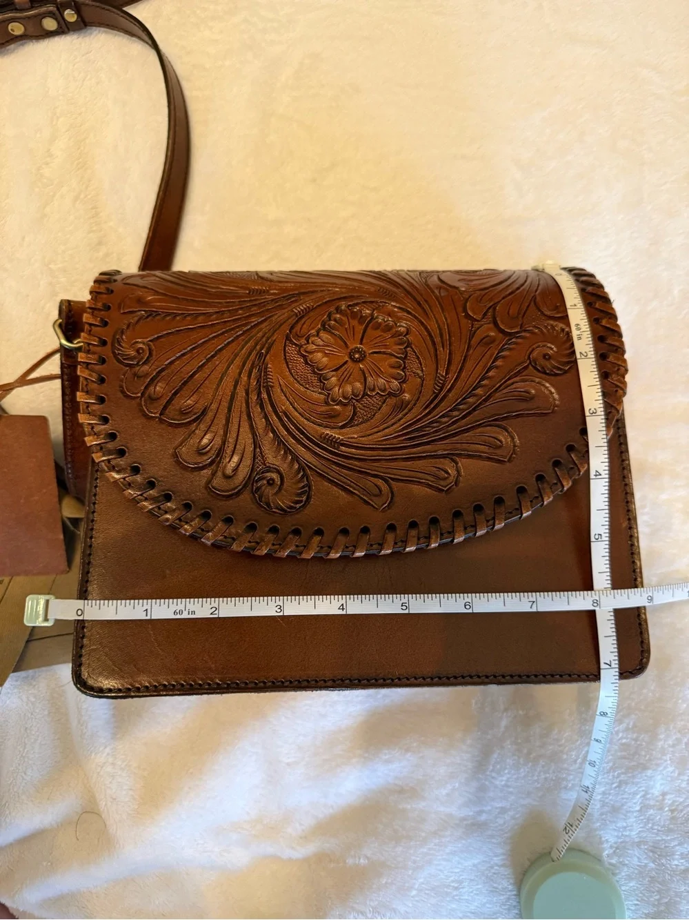 Vilenca Holland Leather Tooled Crossbody Bag - Brown. NWT